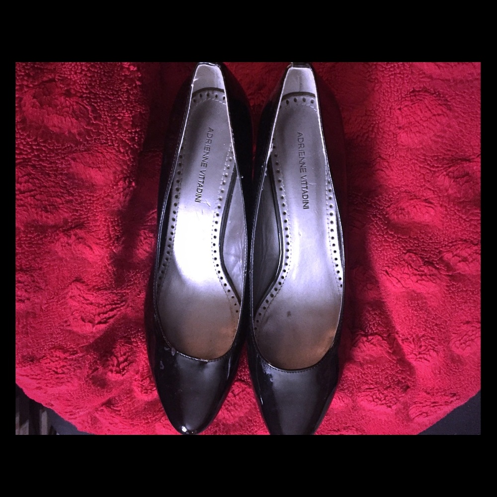 Adrienne Vittadini patent leather missy 2” pumps